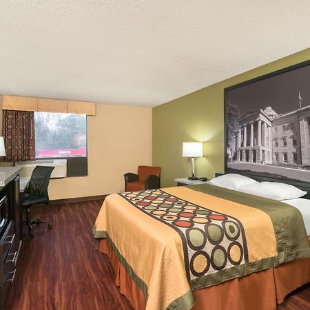 Super 8 By Wyndham Raleigh North East Otel Dış mekan fotoğraf