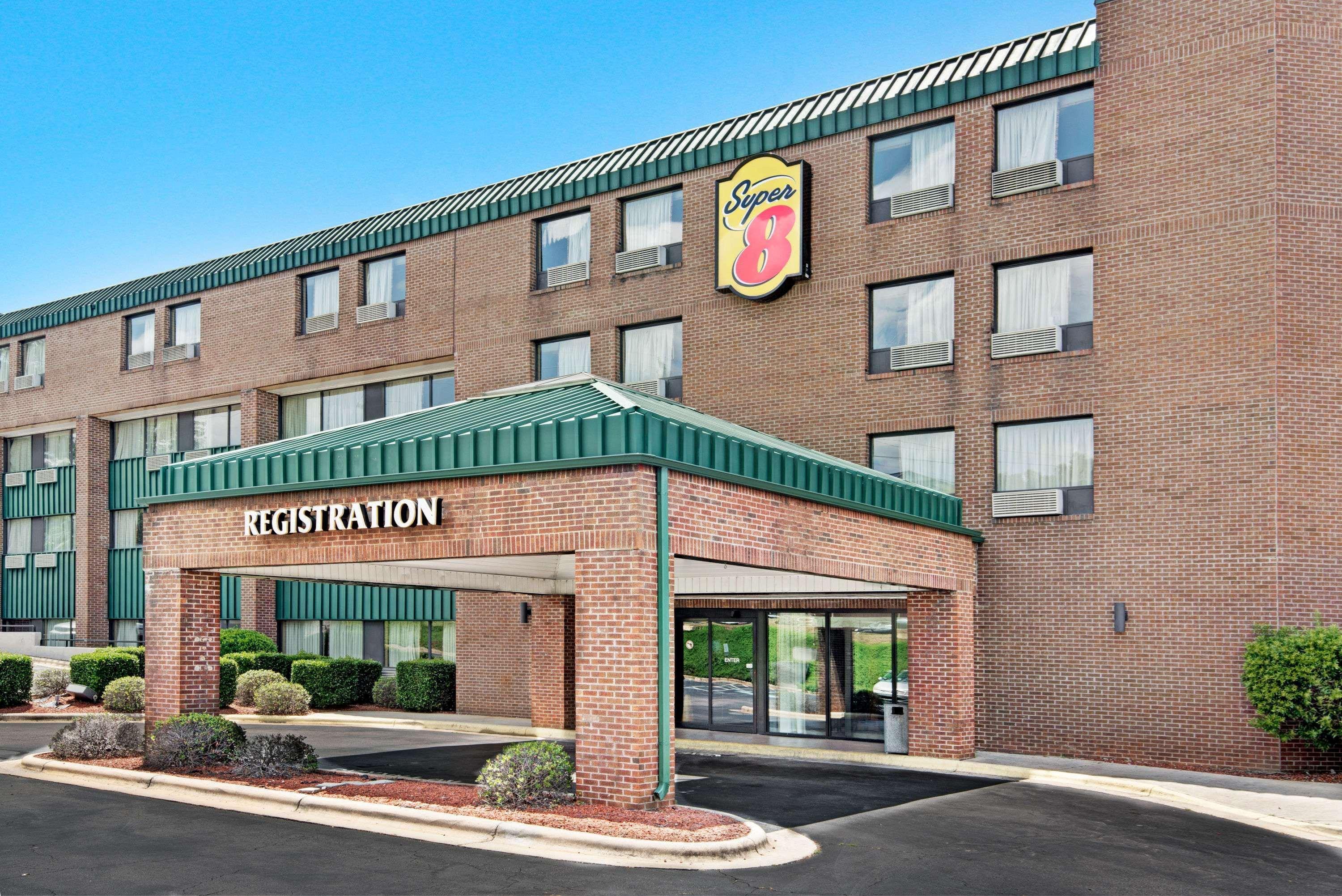 Super 8 By Wyndham Raleigh North East Otel Dış mekan fotoğraf