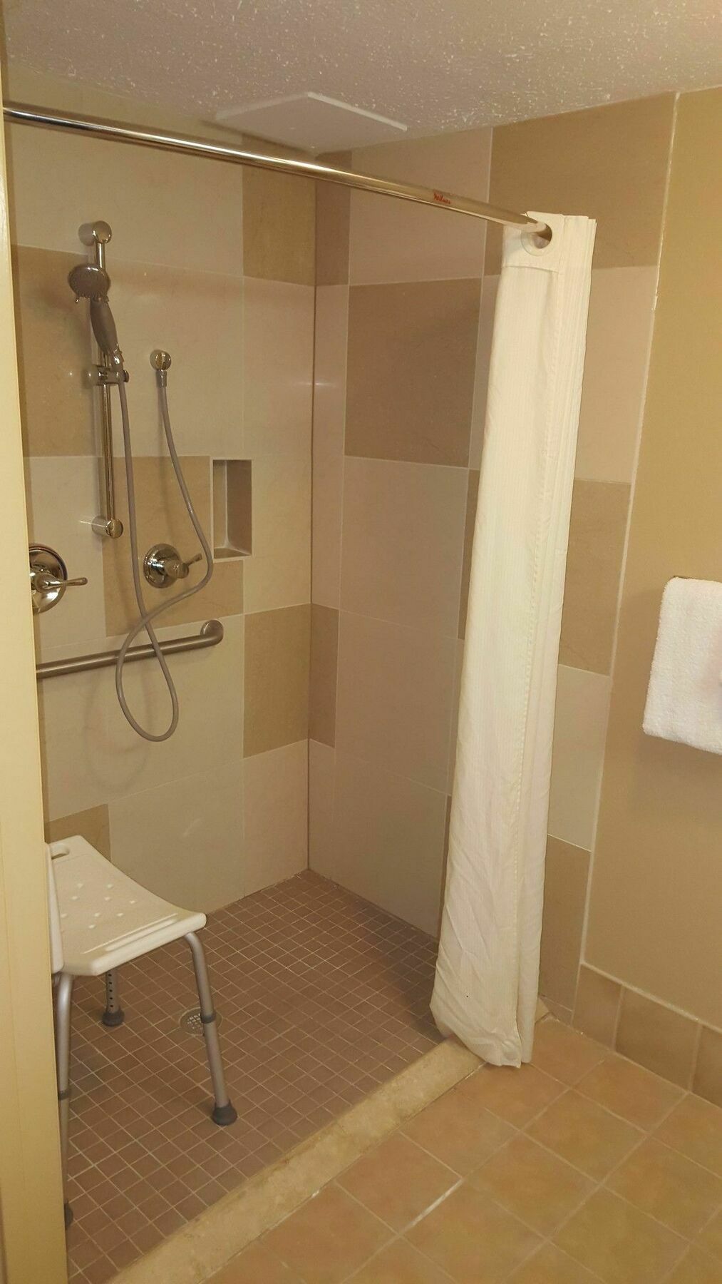 Super 8 By Wyndham Raleigh North East Otel Dış mekan fotoğraf